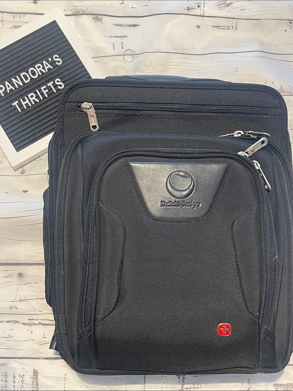 Dallchi-Sankyo Swiss Gear Black Men's Travel Backpack Preowned